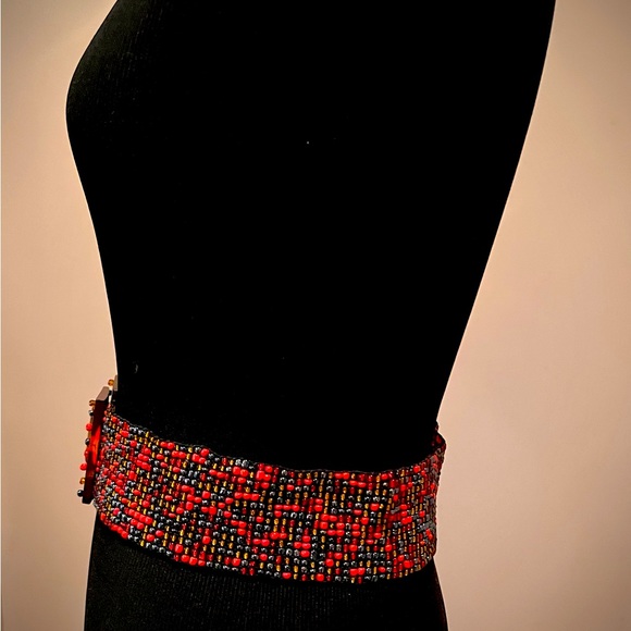 Stunning stretchy multicolored bead belt, Small to slightly Med-Never Used - Picture 4 of 11
